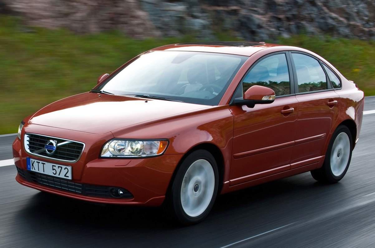 Volvo S40 II (P1)